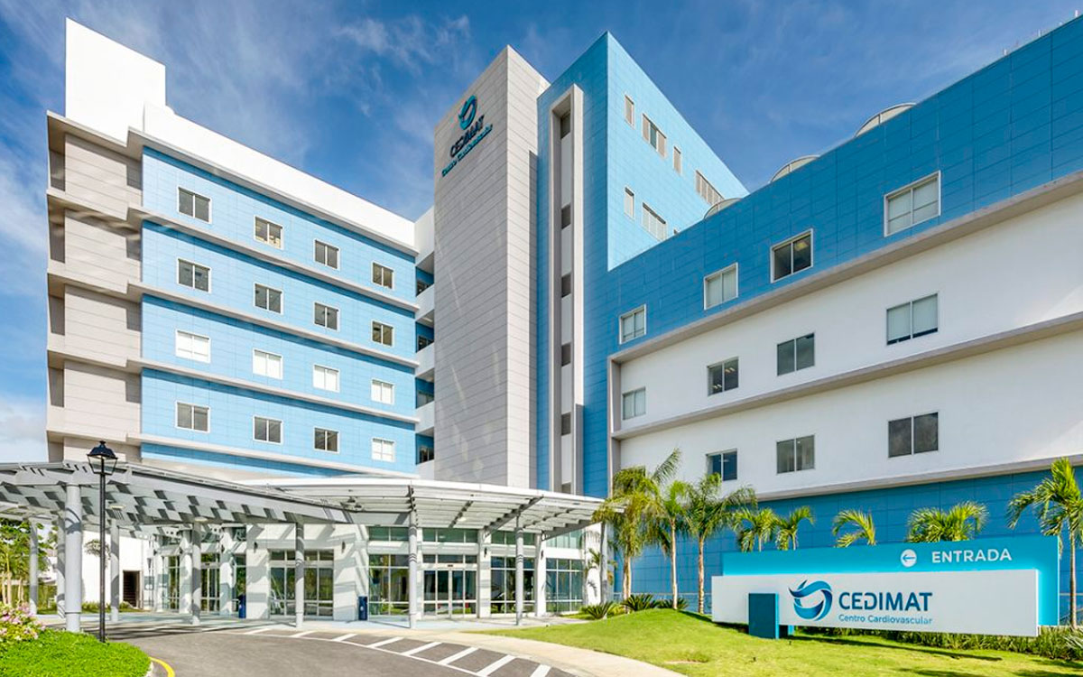 Consultorio y centro médico donde atiende el Dr. Osorio